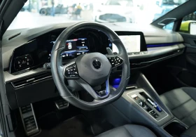 VW Golf R PERFORMANCE/320HP/AKRAPOVIC/4X4DSG/PANO/CAM/626z | Auto.bg — изображение 9