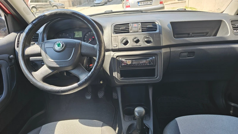 Skoda Fabia, снимка 6 - Автомобили и джипове - 48019526