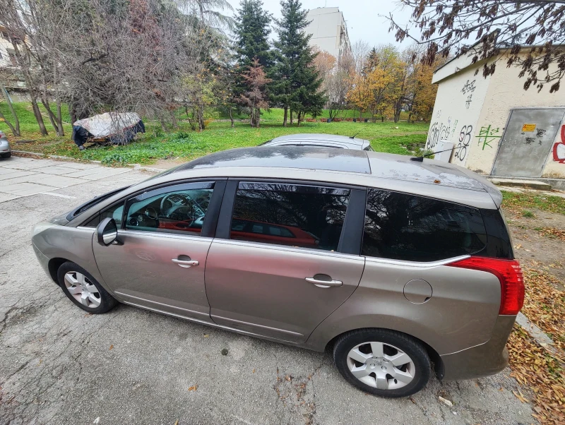 Peugeot 5008, снимка 13 - Автомобили и джипове - 48176832