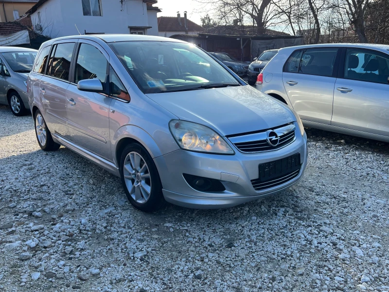 Opel Zafira 1, 8 бензин Facelift , снимка 2 - Автомобили и джипове - 48355362