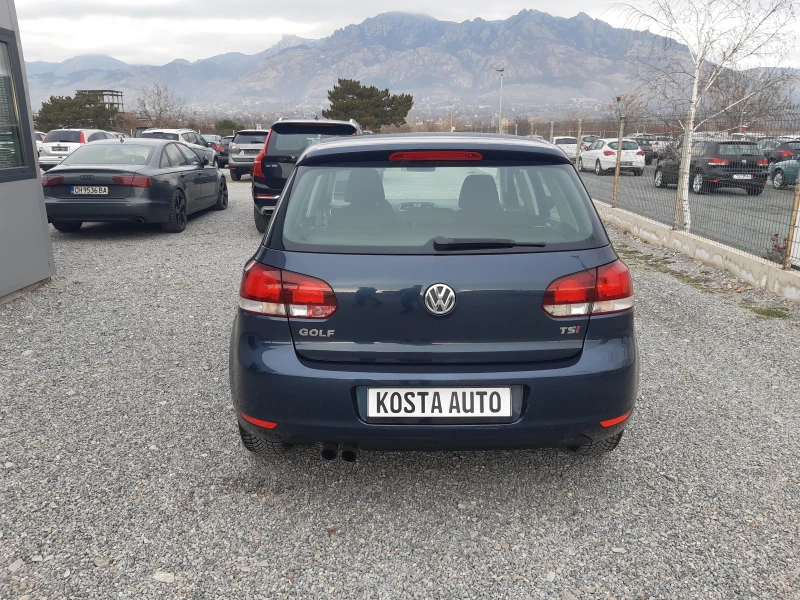 VW Golf КАТО НОВ, снимка 7 - Автомобили и джипове - 48442950