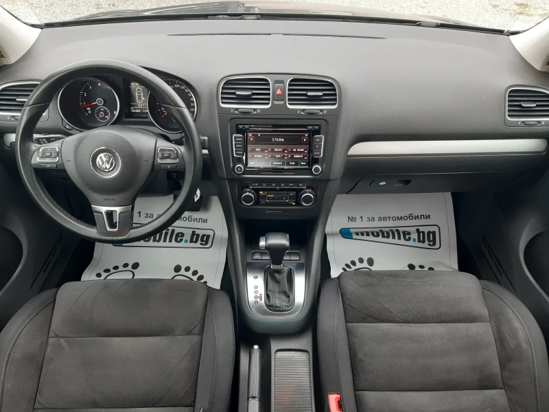 VW Golf КАТО НОВ, снимка 15 - Автомобили и джипове - 48442950