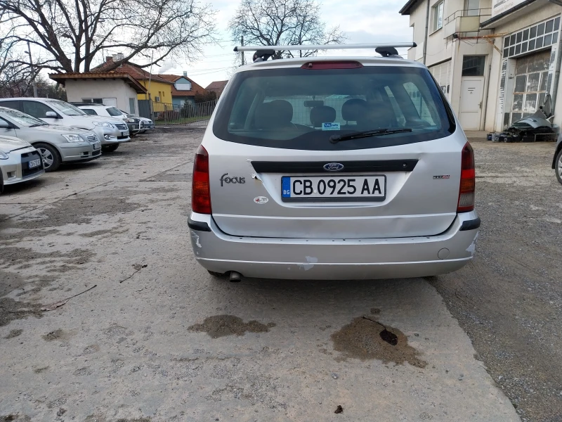 Ford Focus 1.8TDCI, снимка 6 - Автомобили и джипове - 48494098