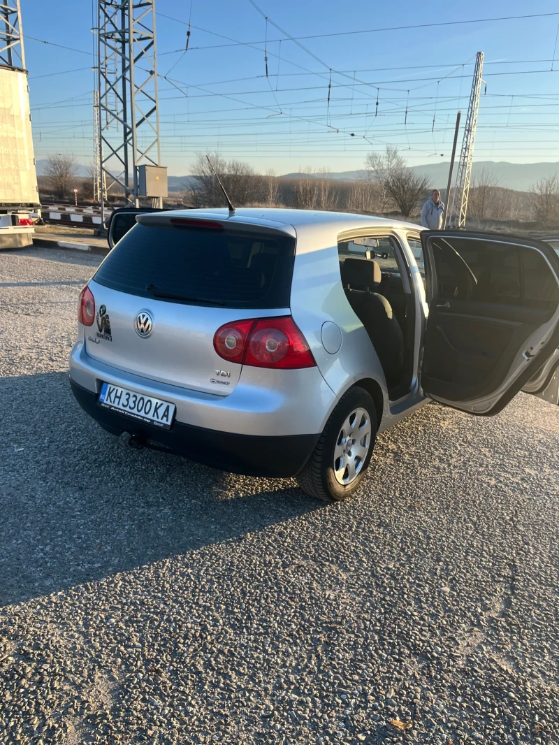 VW Golf, снимка 2 - Автомобили и джипове - 48559079