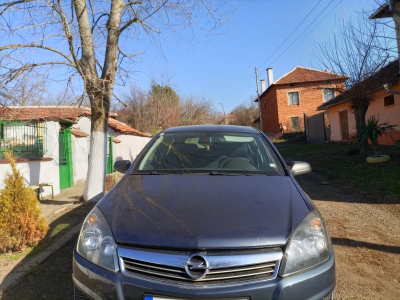 Opel Astra, снимка 1 - Автомобили и джипове - 48770008