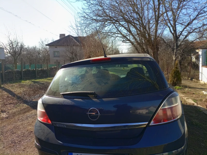 Opel Astra, снимка 2 - Автомобили и джипове - 48770008