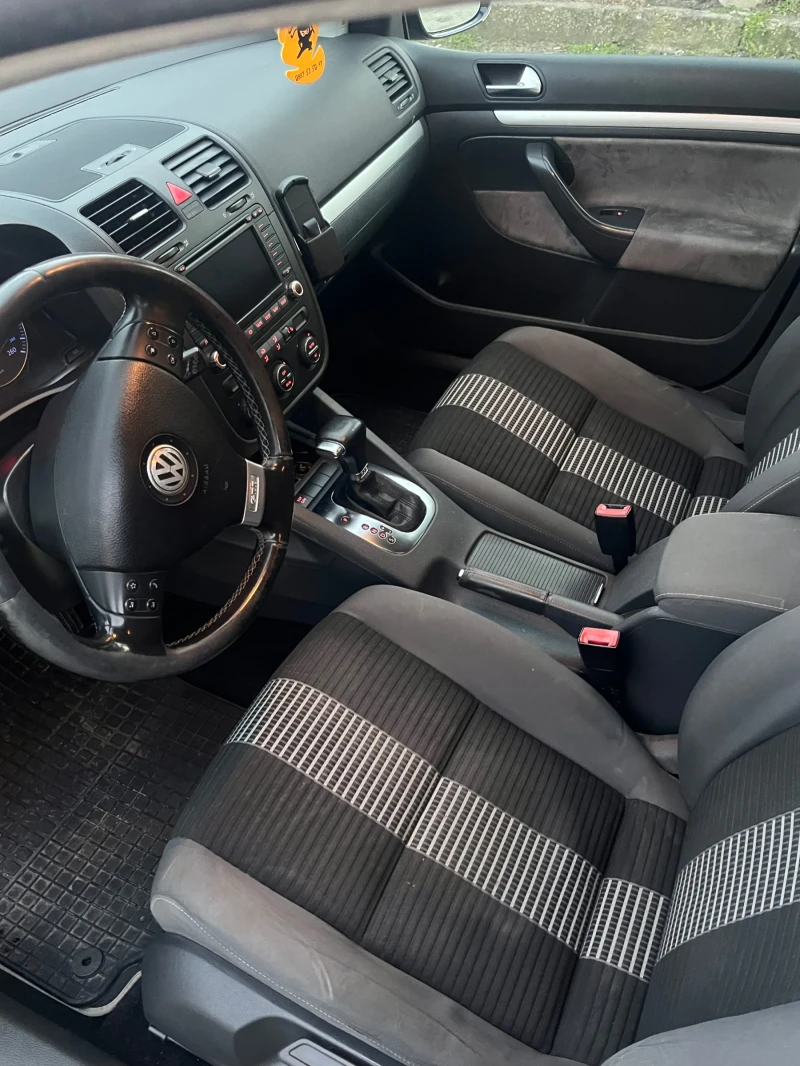 VW Golf, снимка 6 - Автомобили и джипове - 48999529