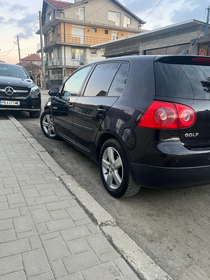 VW Golf, снимка 5 - Автомобили и джипове - 48999529