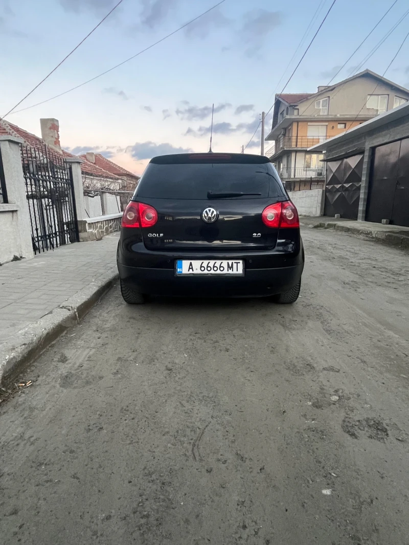 VW Golf, снимка 3 - Автомобили и джипове - 48999529