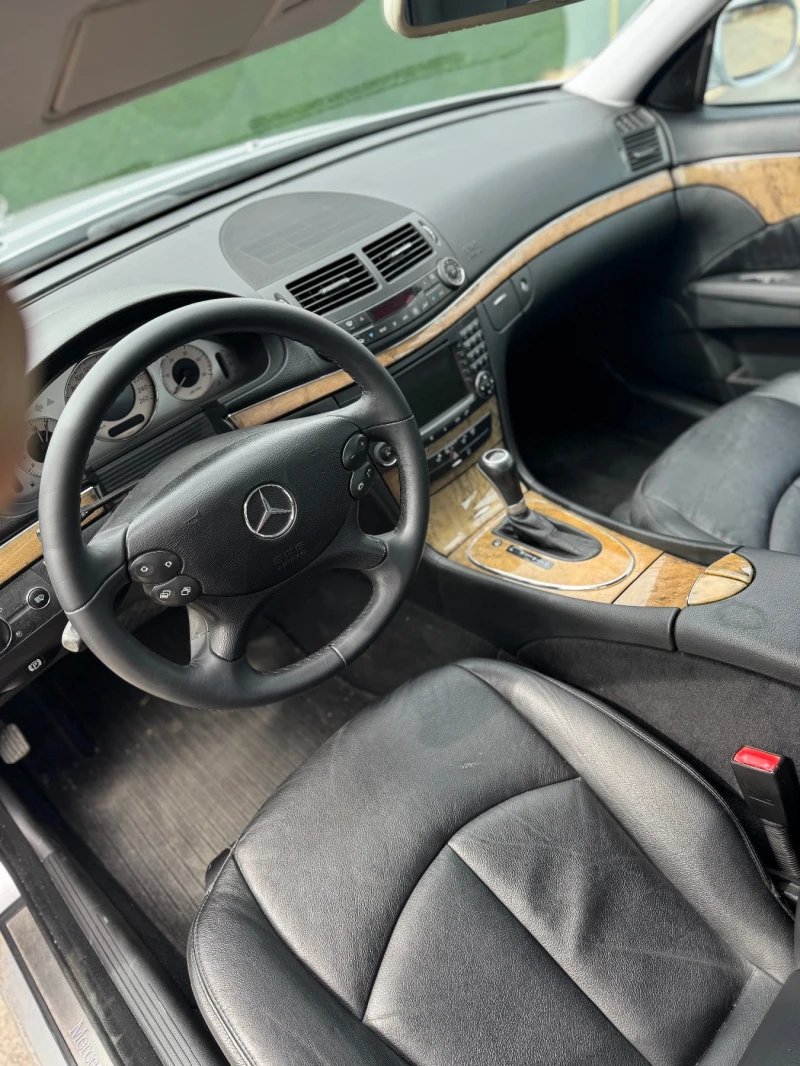 Mercedes-Benz E 280 Cdi Facelift , снимка 9 - Автомобили и джипове - 49516279