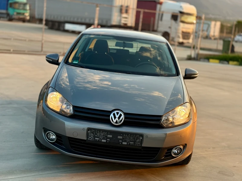 VW Golf 1.6 TDI DSG 105 hp, снимка 6 - Автомобили и джипове - 52602707