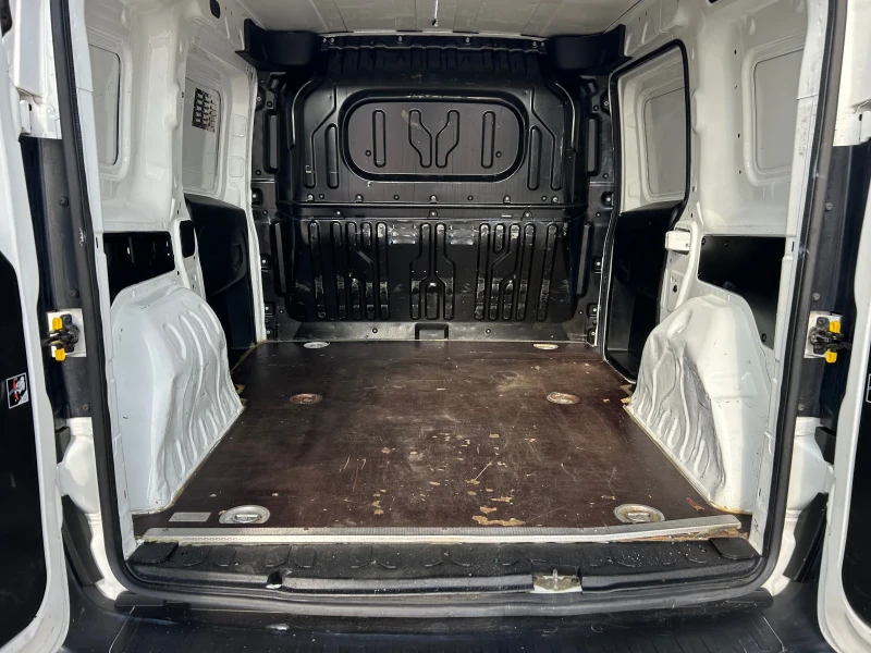 Opel Combo * 1.6* CDTI* 6ск* Италия* , снимка 6 - Автомобили и джипове - 51362788