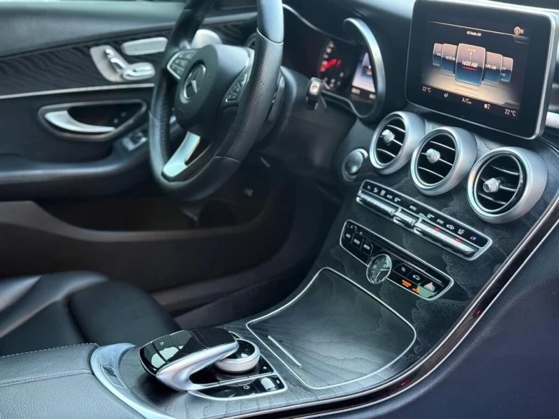 Mercedes-Benz C 300 amg-pkg* Burmester* Пано* Подгрев, снимка 7 - Автомобили и джипове - 52317625