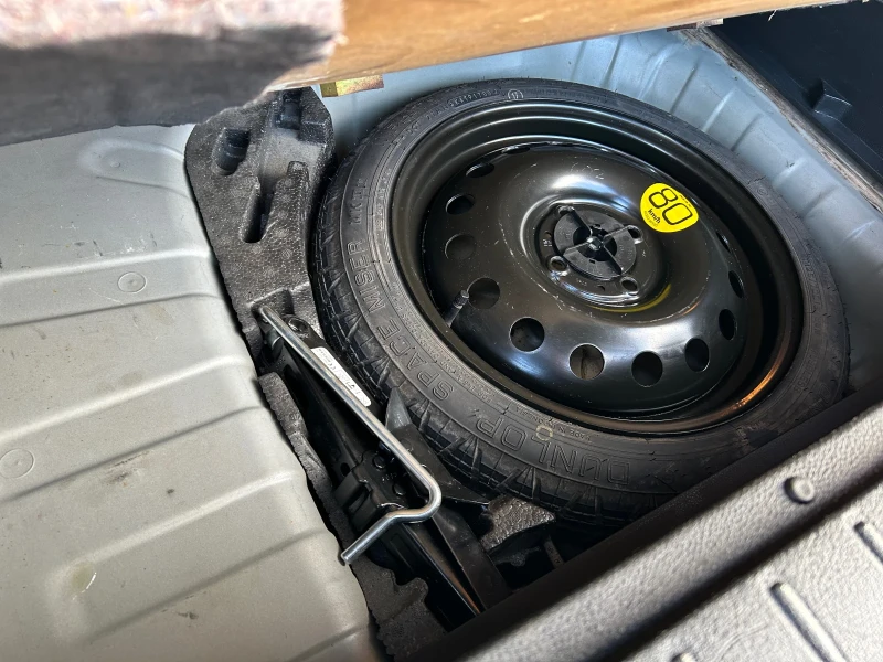 Nissan Note 1.6i 110k.c. EXCLUSIVE , снимка 14 - Автомобили и джипове - 52484618