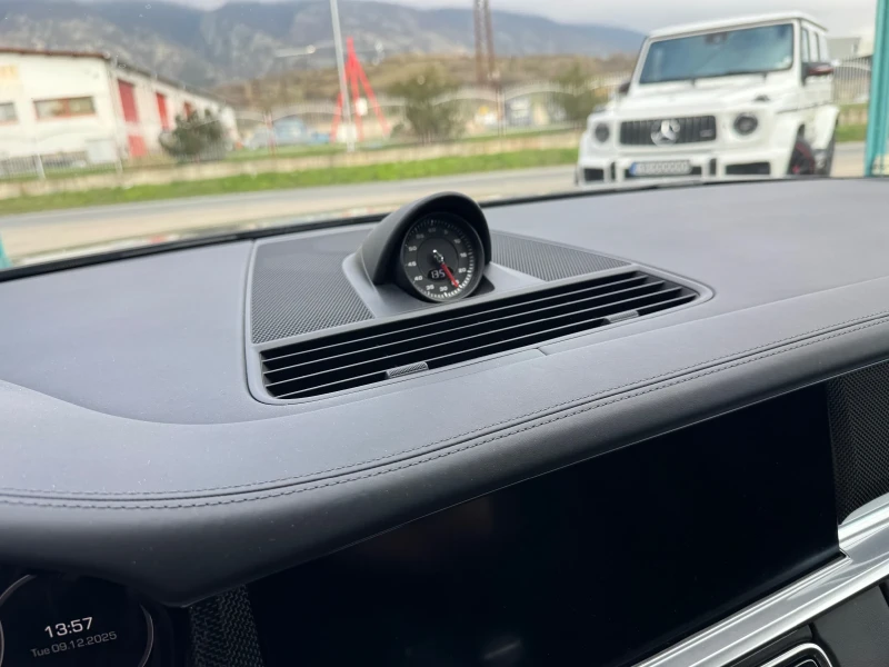 Porsche Panamera Turbo* Carbon* LED-Matrix* SportChrono* Exclusive, снимка 8 - Автомобили и джипове - 52490608