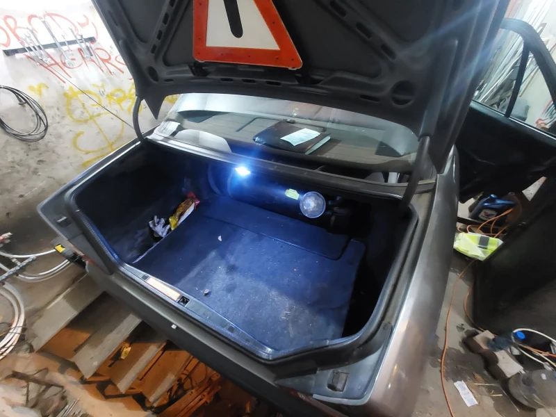 Mercedes-Benz 124, снимка 6 - Автомобили и джипове - 52838637