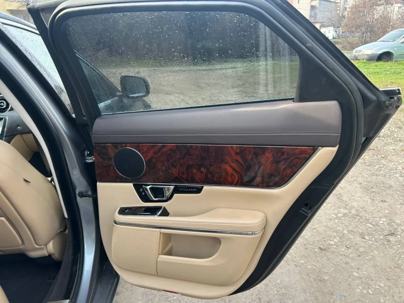Jaguar Xj Premium luxury/Meridian/Pano, снимка 14 - Автомобили и джипове - 52857607