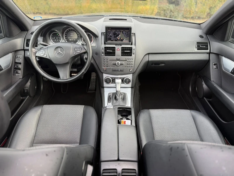 Mercedes-Benz C 250 АМG 4 MATIC, снимка 9 - Автомобили и джипове - 53202837