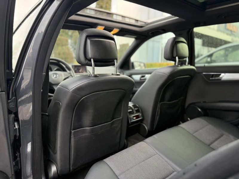 Mercedes-Benz C 250 АМG 4 MATIC, снимка 14 - Автомобили и джипове - 53202837