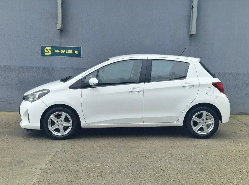 Toyota Yaris 1.0 VVT-i EURO 6 От България, снимка 5 - Автомобили и джипове - 53463224