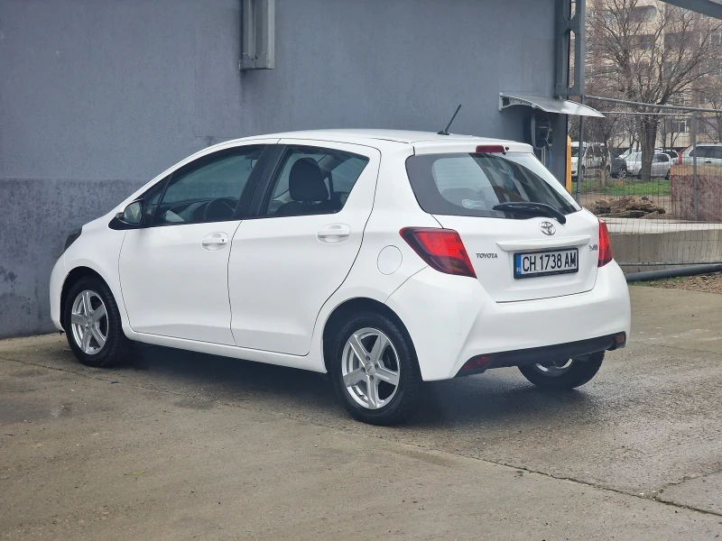 Toyota Yaris 1.0 VVT-i EURO 6 От България, снимка 6 - Автомобили и джипове - 53463224