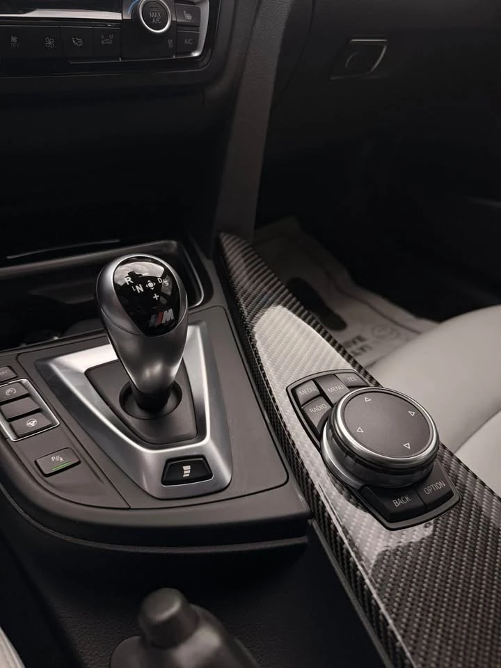 BMW M3 YAS MARINA BLUE * * CARFAX * *  * *  | Mobile.bg   12