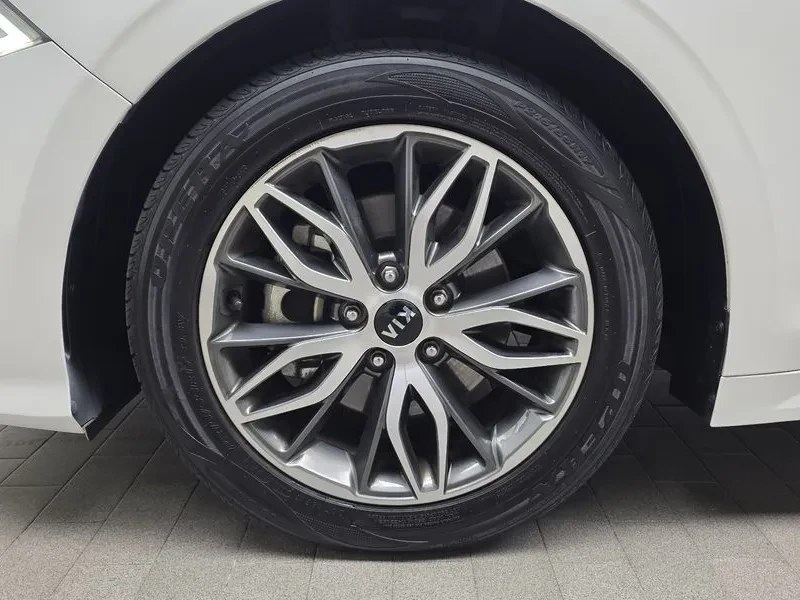 Kia K5 2.0 Prestige, снимка 5 - Автомобили и джипове - 55739339