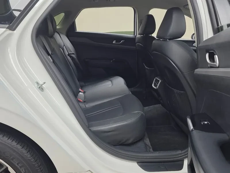Kia K5 2.0 Prestige, снимка 12 - Автомобили и джипове - 55739339
