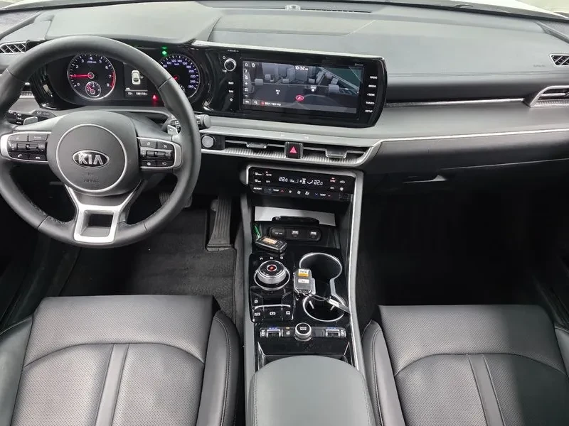 Kia K5 2.0 Prestige, снимка 7 - Автомобили и джипове - 55739339