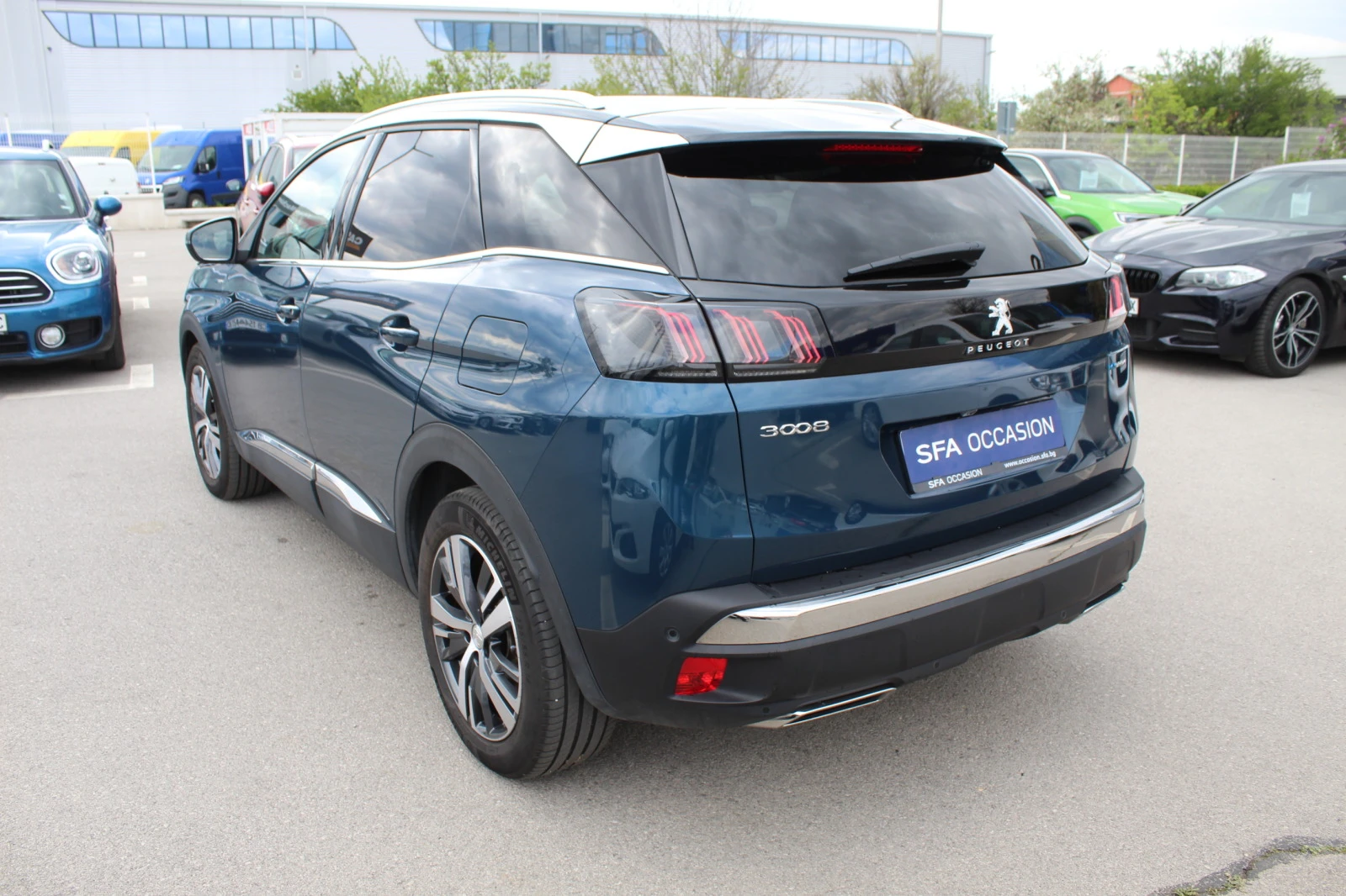 Peugeot 3008 GT 1.6 Plug-in HYBRID 4WD 300 e-EAT8 // 2201R07 - изображение 4