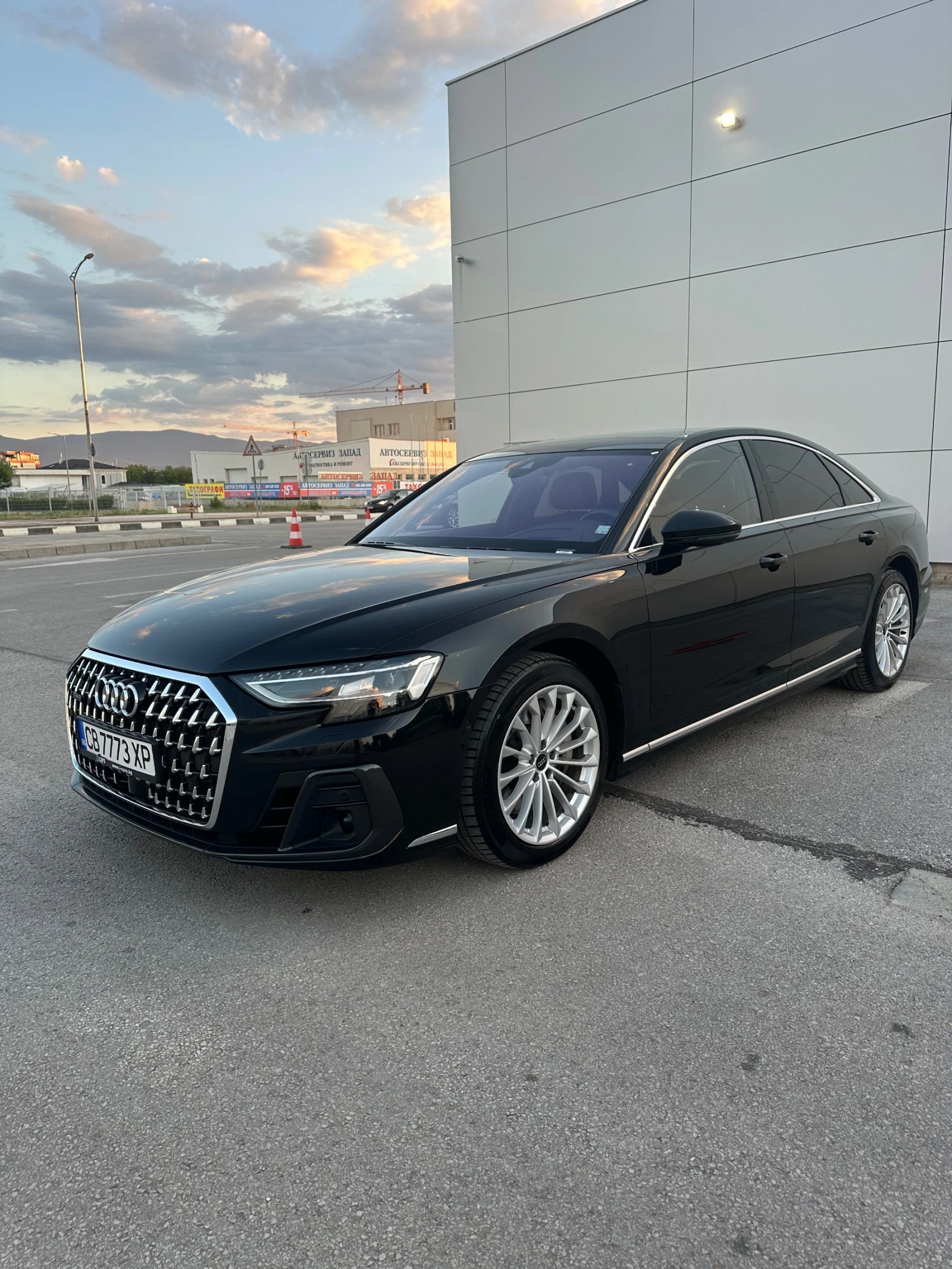 Audi A8 55 TFSI - изображение 3