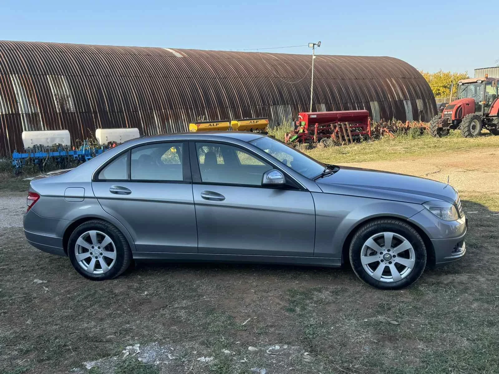 Mercedes-Benz C 220 2.2CDi 170кс.* * АВТОМАТИК* * НАВИГАЦИЯ  - изображение 3