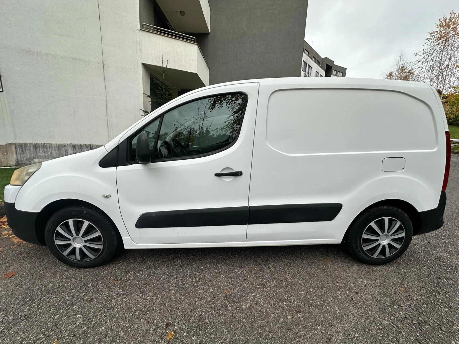 Peugeot Partner 1.6HDI / ХЛАДИЛЕН - изображение 4