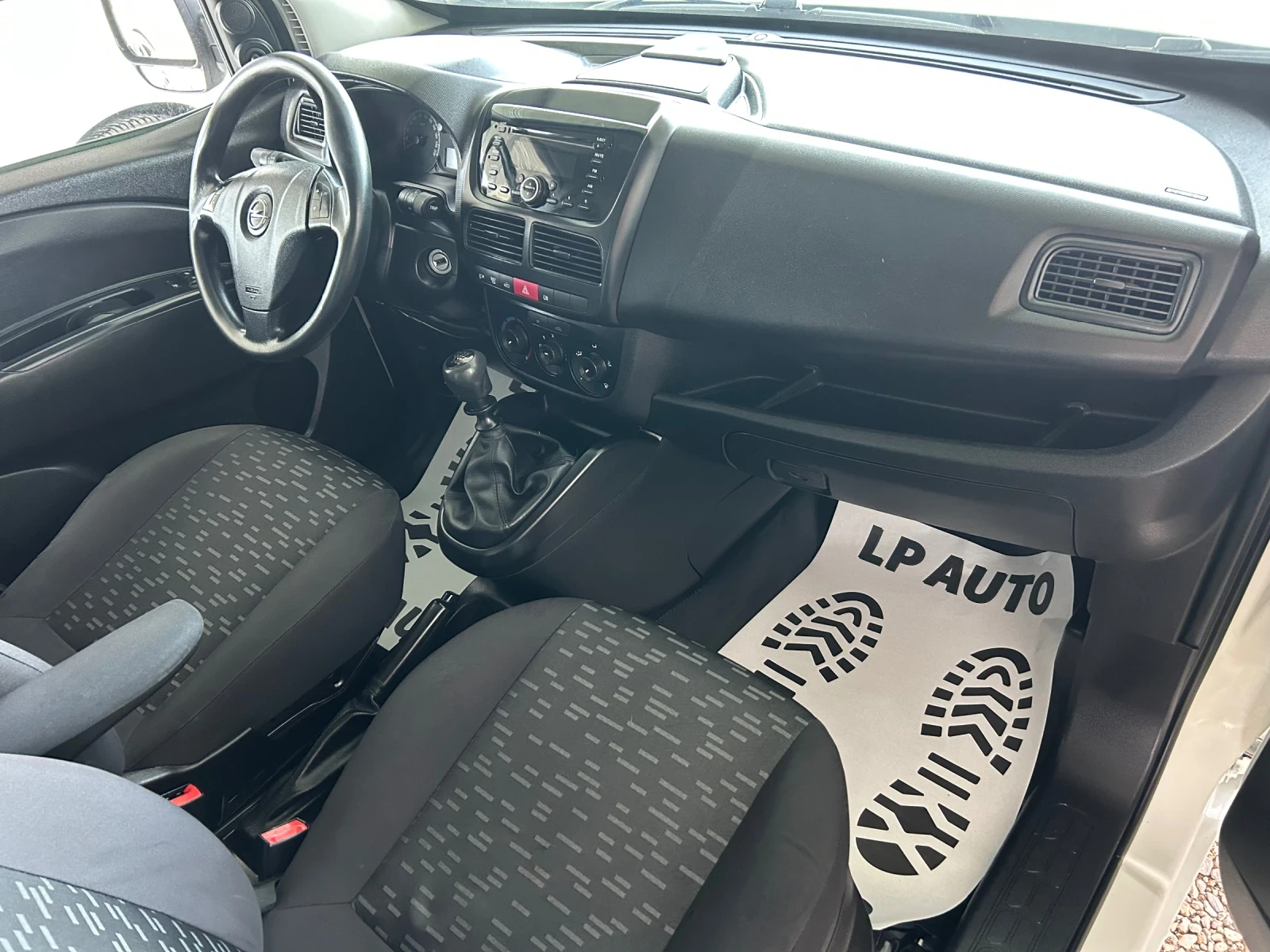 Opel Combo * 1.6* CDTI* 6ск* Италия*  - изображение 9