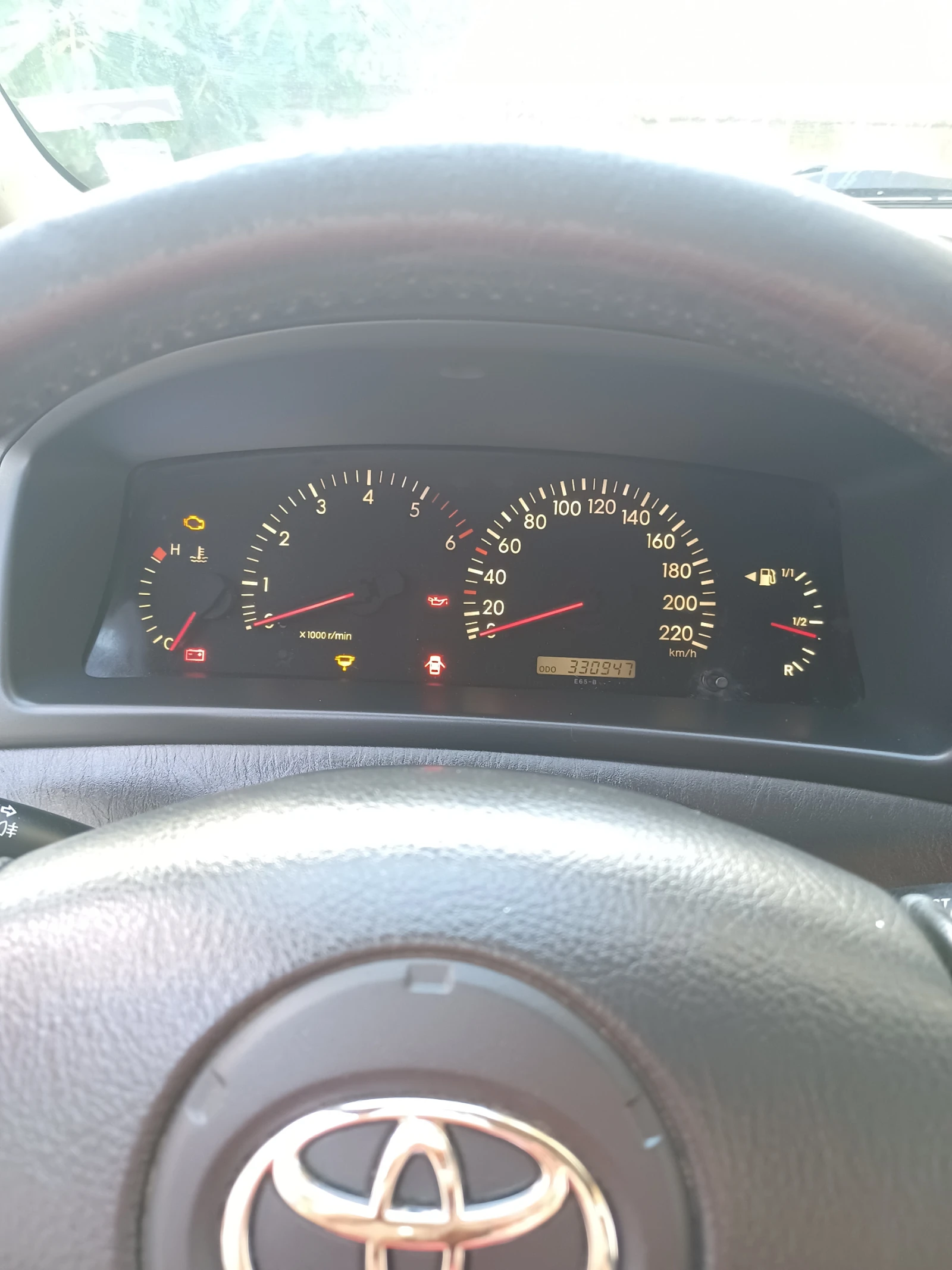 Toyota Corolla verso D4D 90кс - изображение 10