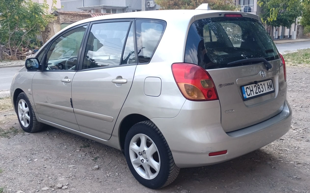 Toyota Corolla verso D4D 90кс - изображение 4