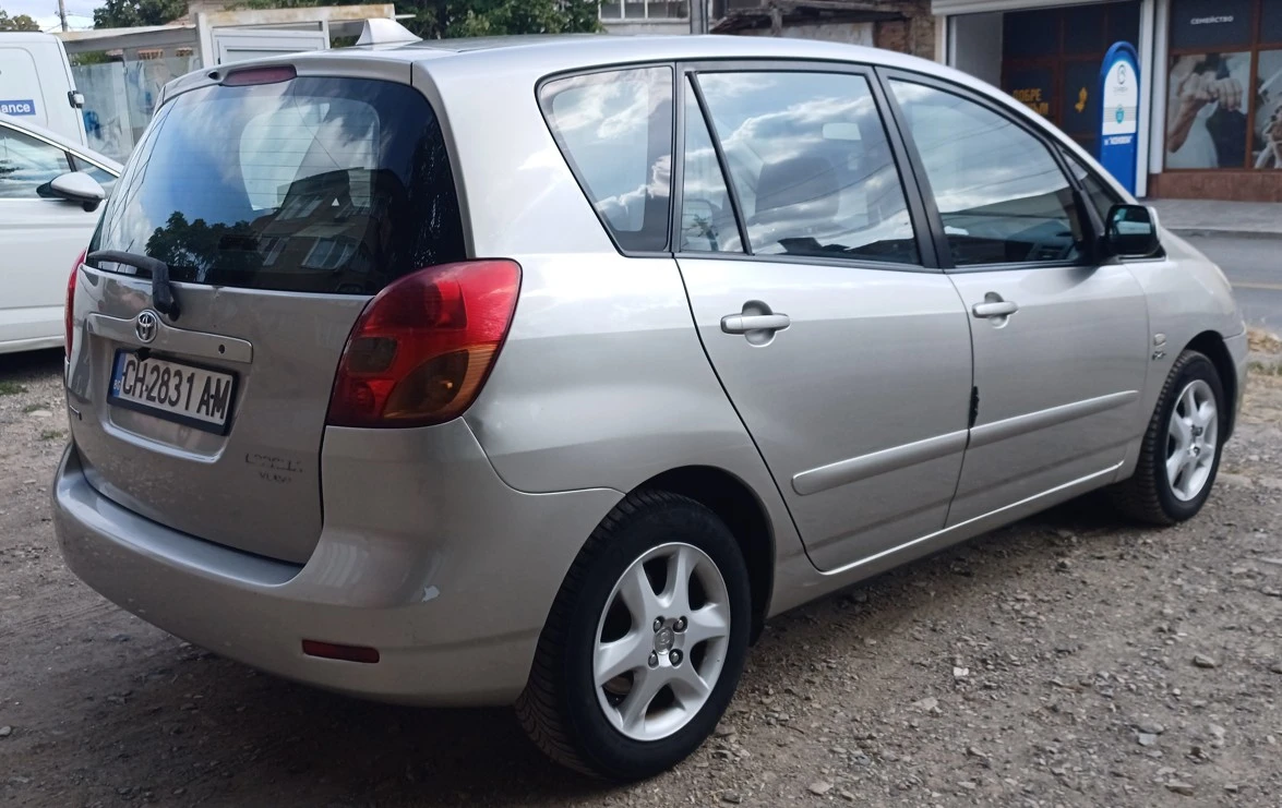 Toyota Corolla verso D4D 90кс - изображение 3