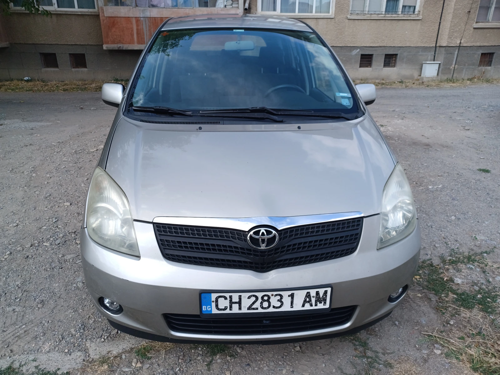 Toyota Corolla verso D4D 90кс - изображение 2
