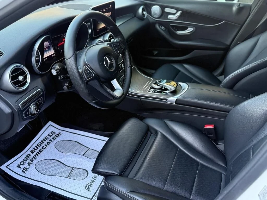 Mercedes-Benz C 300 amg-pkg* Burmester* Пано* Подгрев - изображение 6