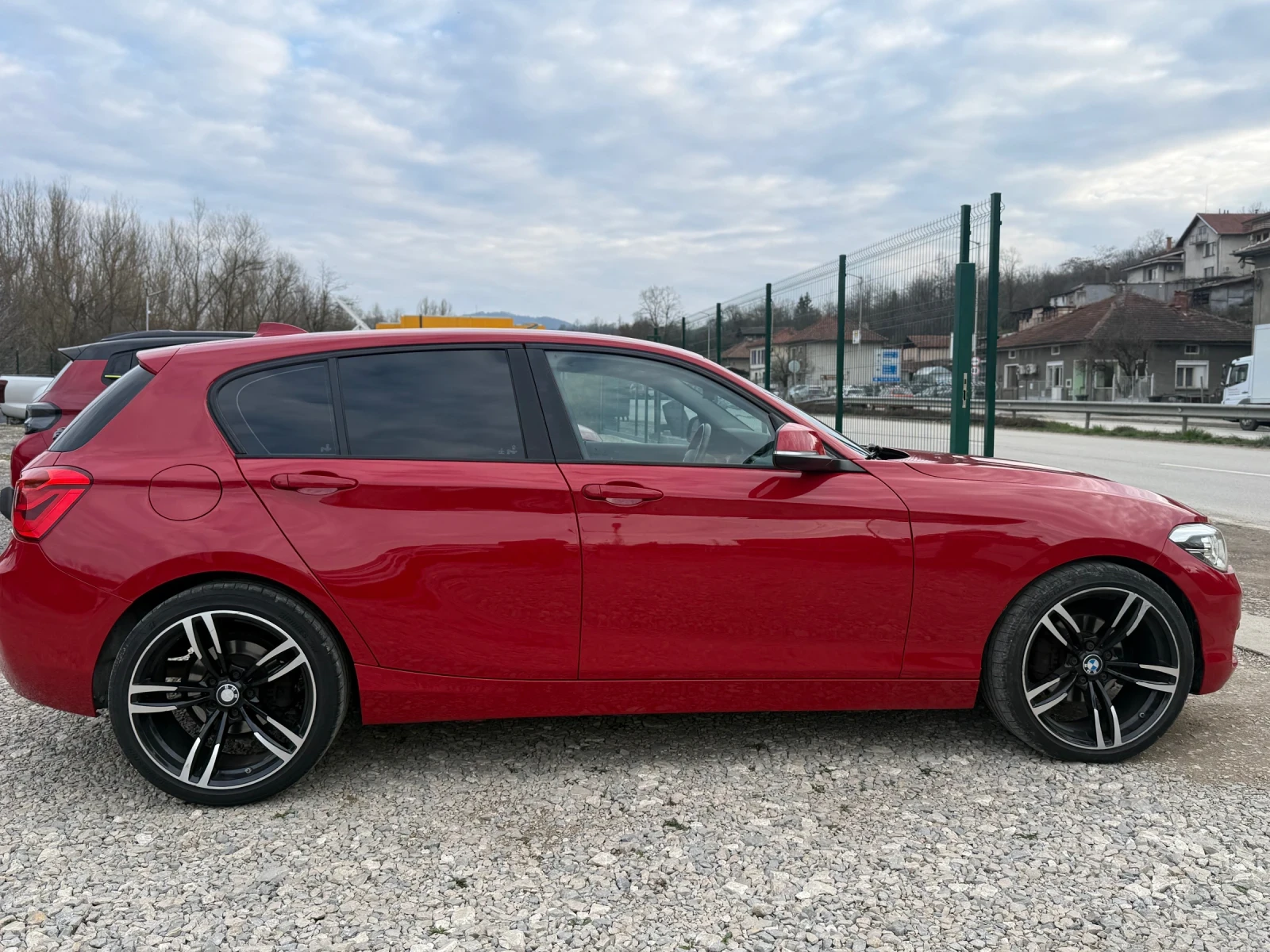 BMW 118 2.0.150 кс XDRIVE, снимка 4 - Автомобили и джипове - 52306138