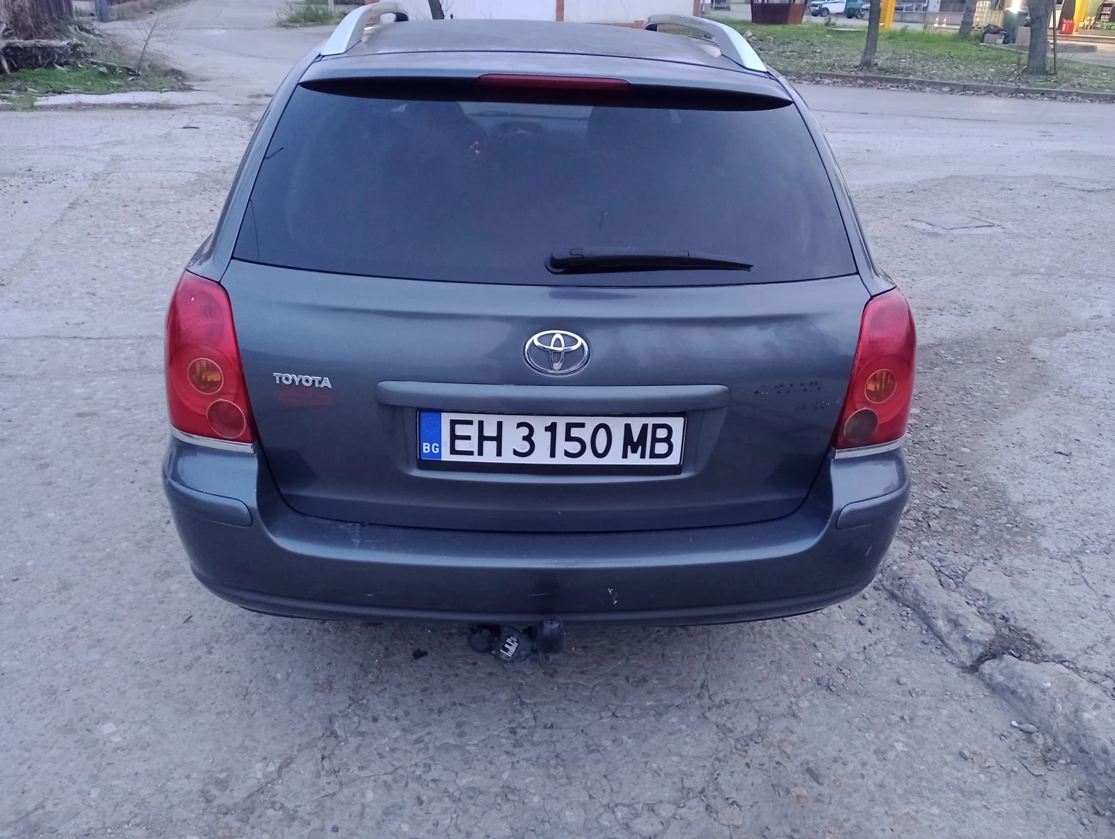 Toyota Avensis 2, 2 D4D 150kc. 6 скорости - изображение 3