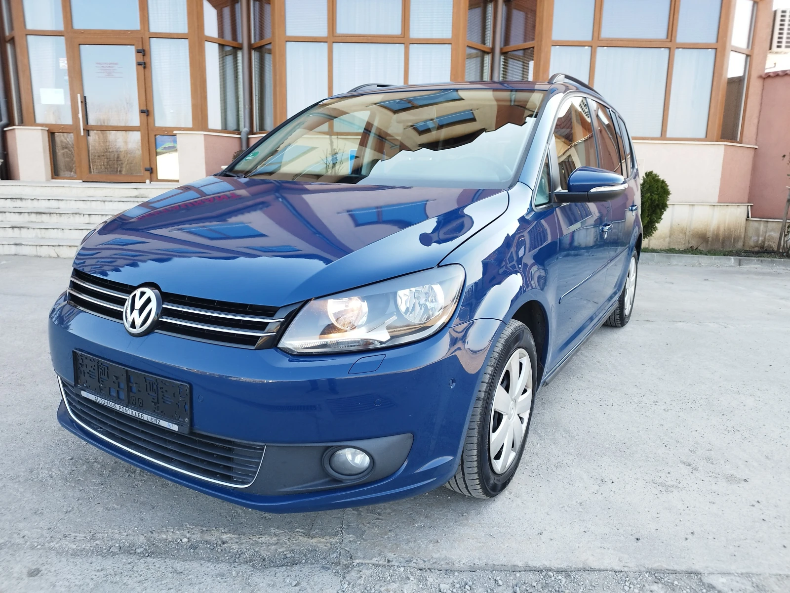 VW Touran 2.0 tdi 140 