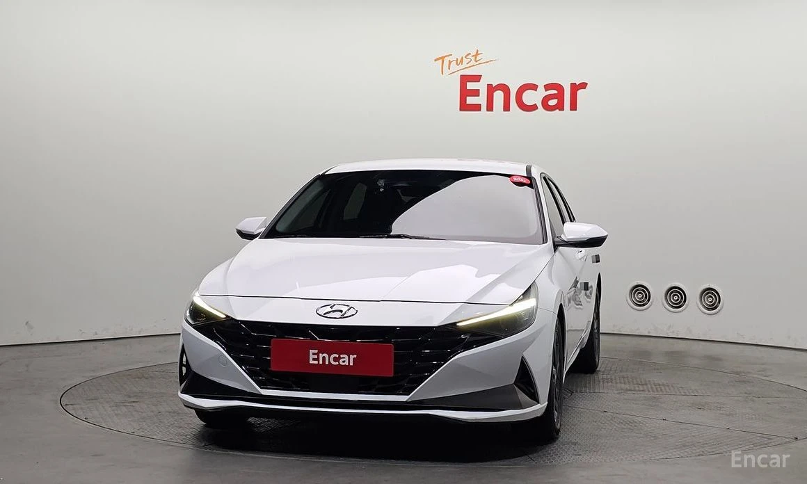 Hyundai Elantra, снимка 3 - Автомобили и джипове - 54077496