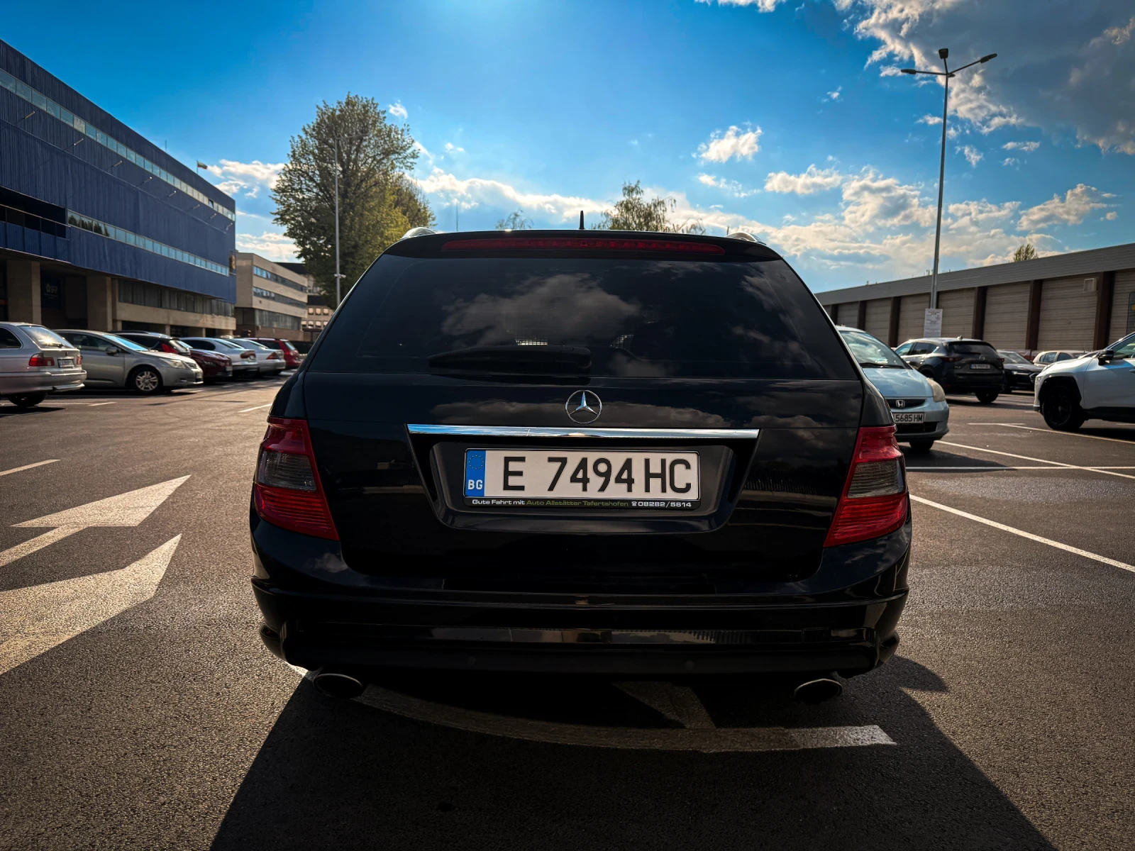 Mercedes-Benz C 320 NAVI* PANO* 7G-Tronic* 4Matic, снимка 9 - Автомобили и джипове - 54416461