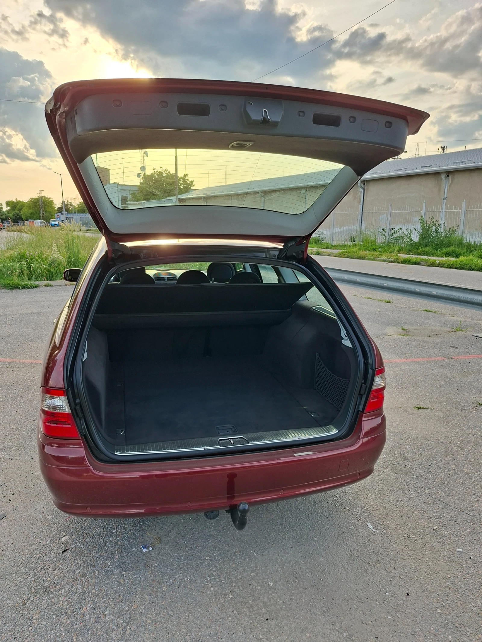 Mercedes-Benz E 320 320 CDI РЕДОВИ, снимка 9 - Автомобили и джипове - 54679324