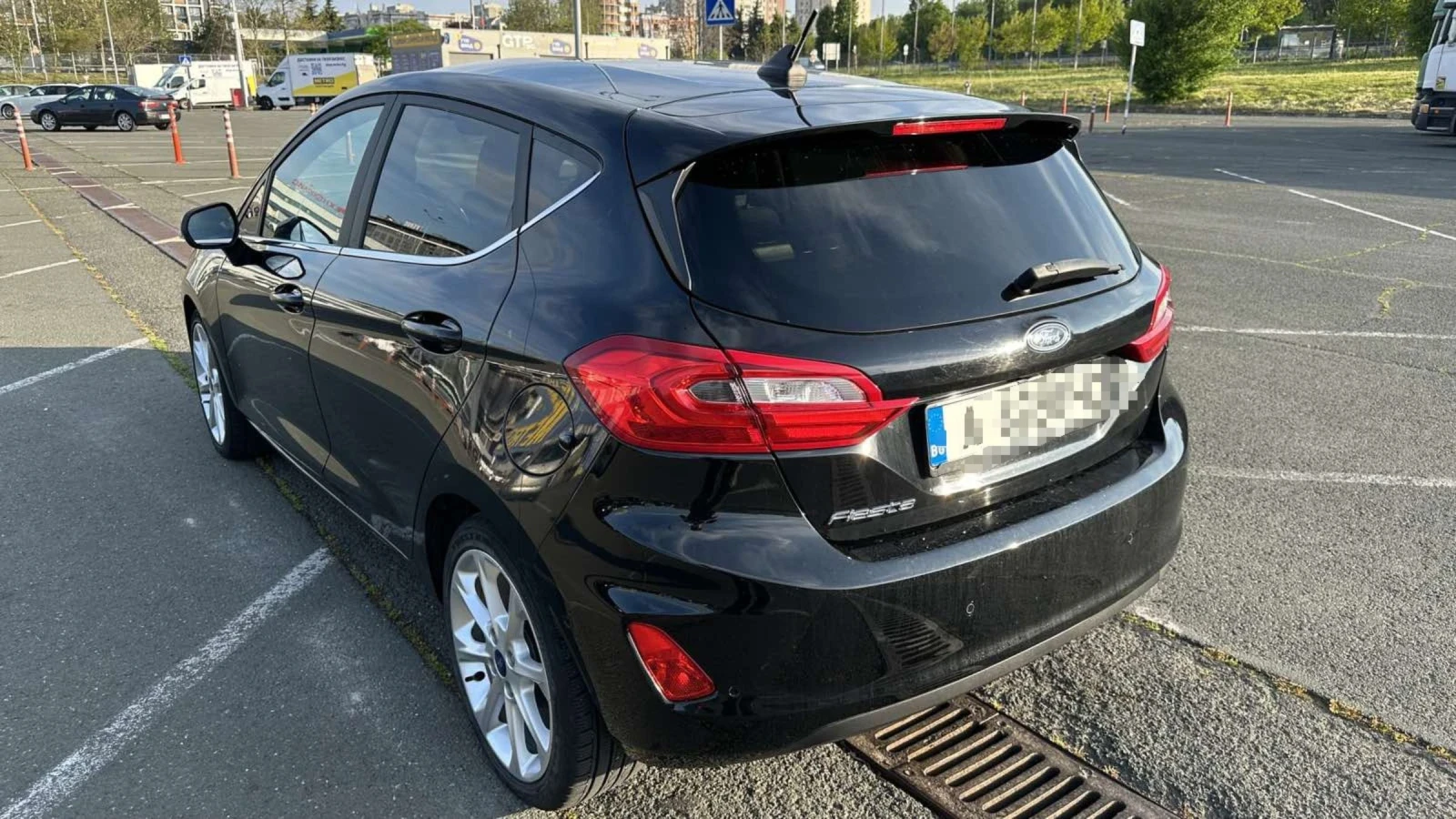 Ford Fiesta 1.0 EcoBoost S&S Aut. TITANIUM, снимка 5 - Автомобили и джипове - 54697518