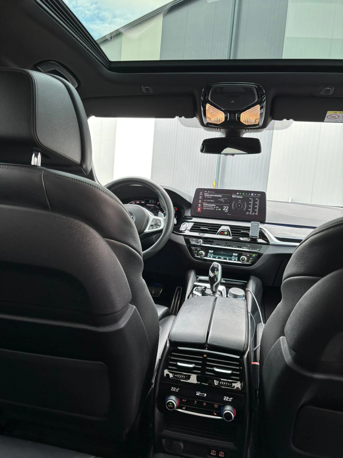 BMW 550 M550i xDrive 530 Hp, G30 LCI * ГАРАНЦИЯ, снимка 13 - Автомобили и джипове - 55002306