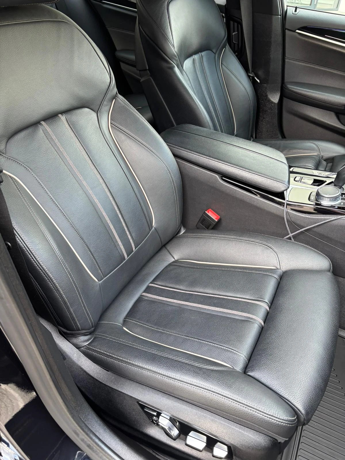 BMW 550 M550i xDrive 530 Hp, G30 LCI * ГАРАНЦИЯ, снимка 7 - Автомобили и джипове - 55002306