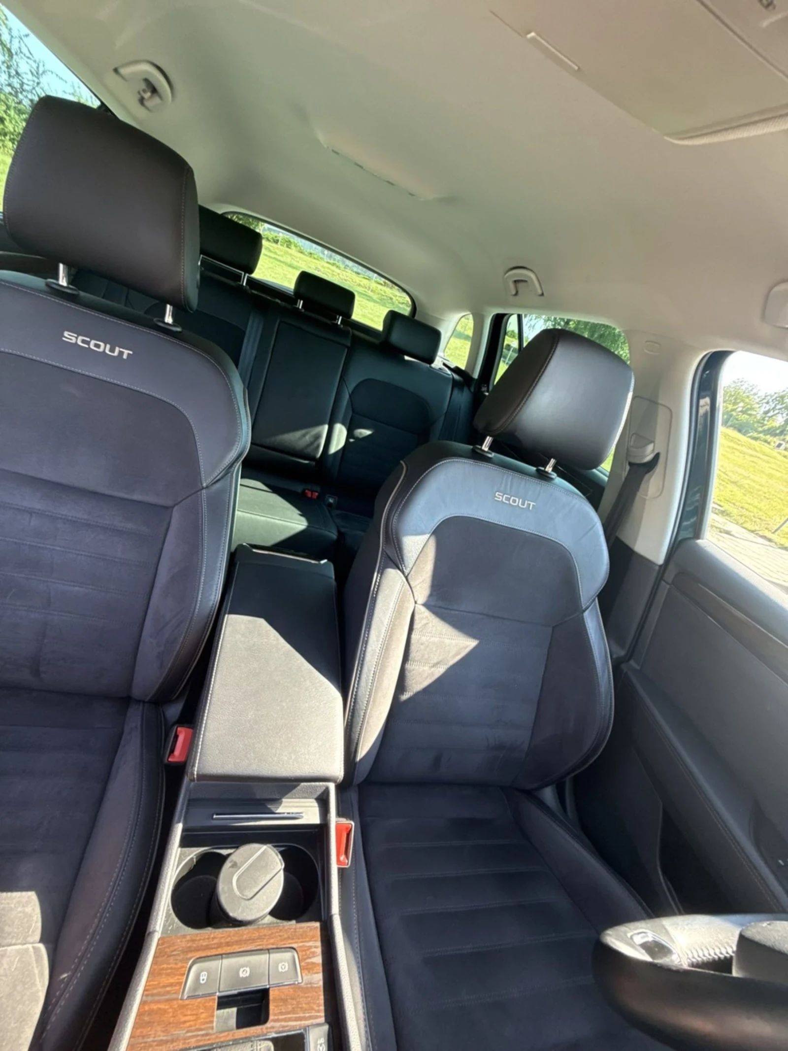 Skoda Superb SCOUT , снимка 10 - Автомобили и джипове - 55052330