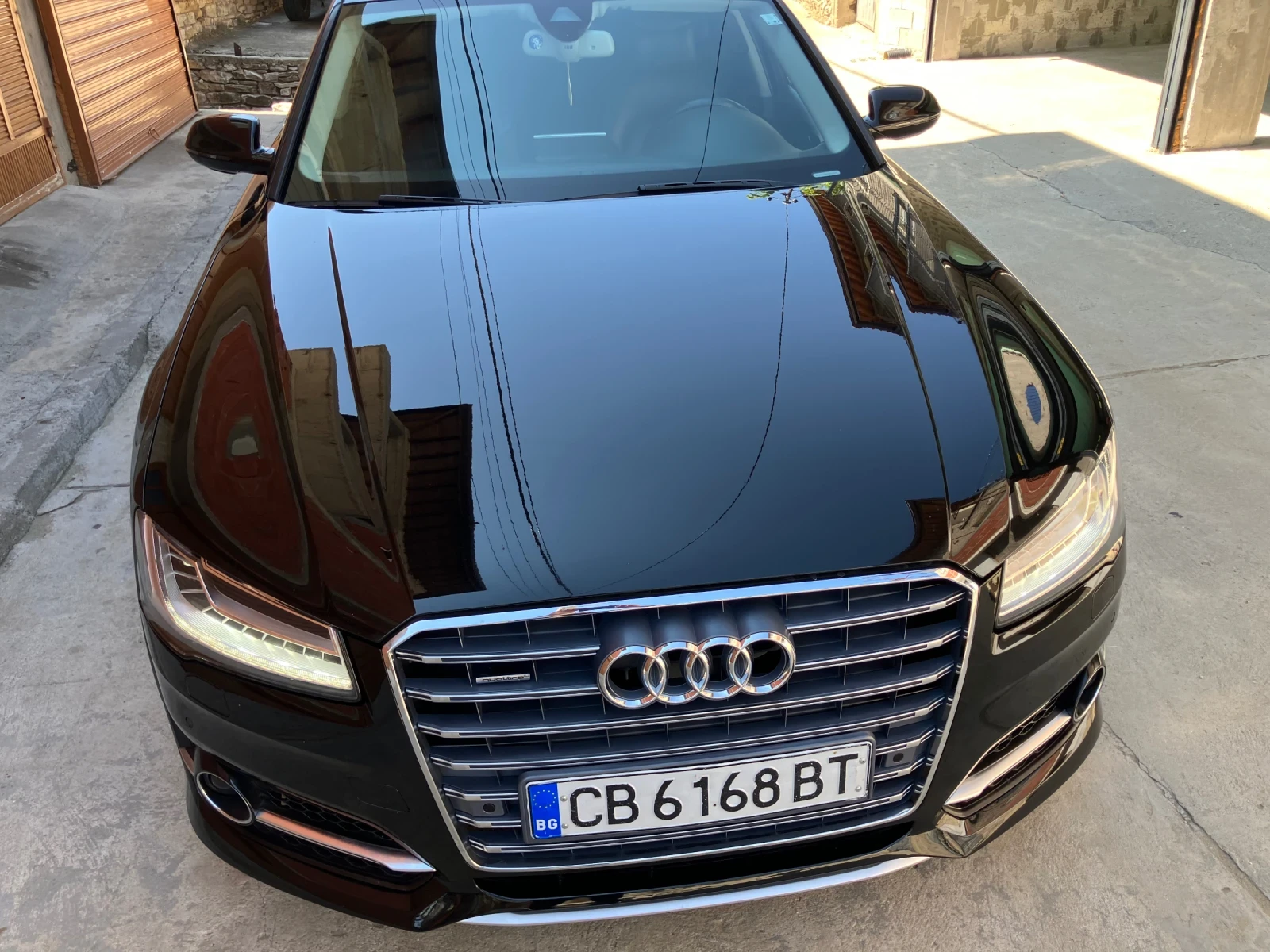 Audi A8, снимка 2 - Автомобили и джипове - 55458433